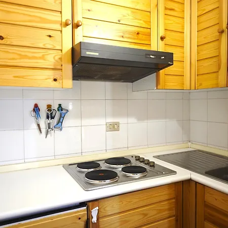 Hostdomus - Abete Appartement Grangesises